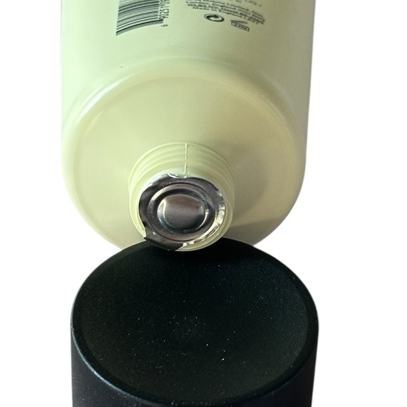 JO MALONE English Pear & Freesia Exfoliating Shower Gel  2.5oz/75ml NEW no Box - Picture 2 of 4